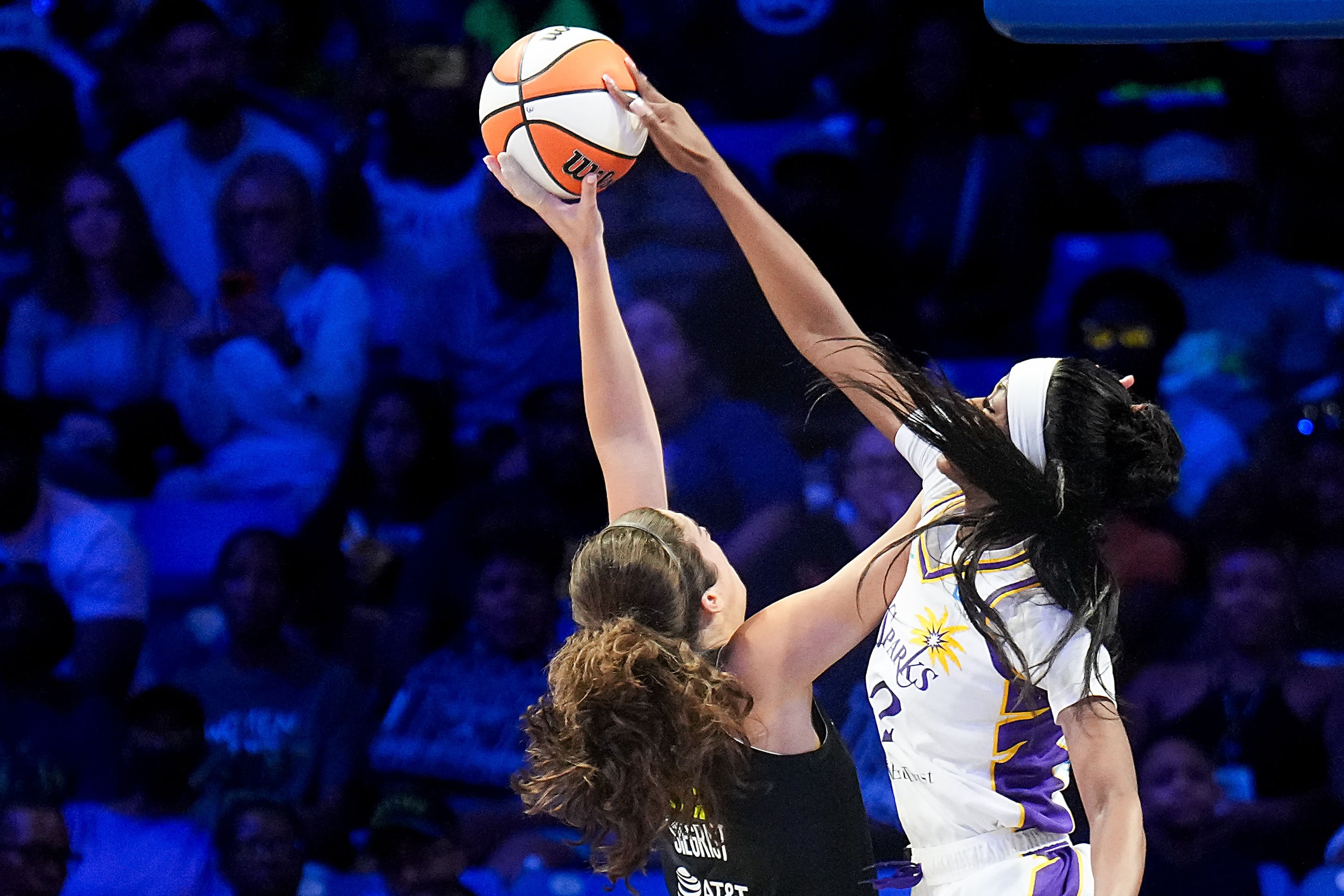 Los Angeles Sparks forward Rickea Jackson (2) blocks a shot by Dallas Wings forward Maddy...