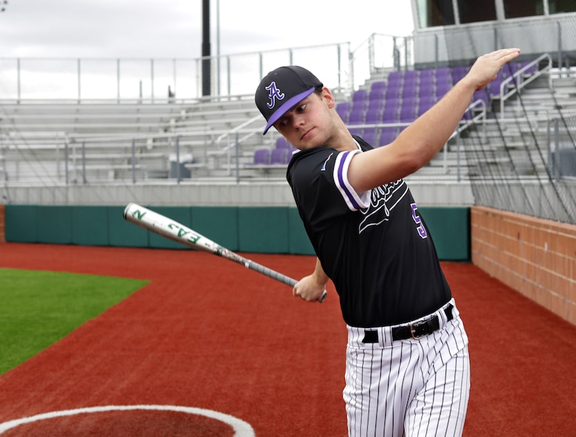 Rawley Hector warms up to bat at Anna High School in Anna, TX, on May 4, 2021. (Jason...