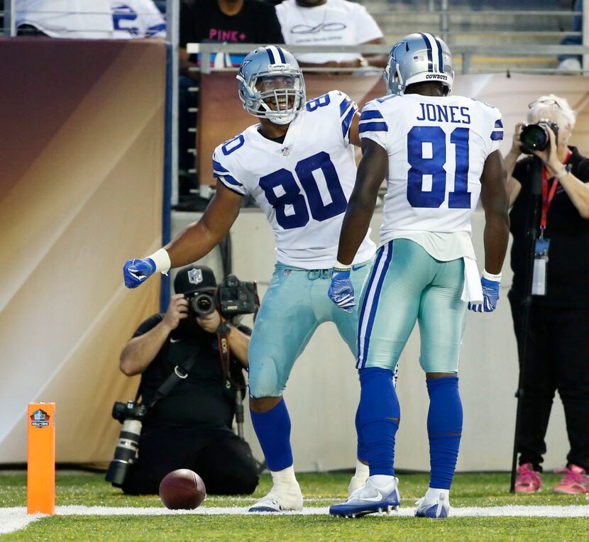 Dallas Cowboys tight end Rico Gathers (80) celebrates after scoring a touchdown with Dallas...