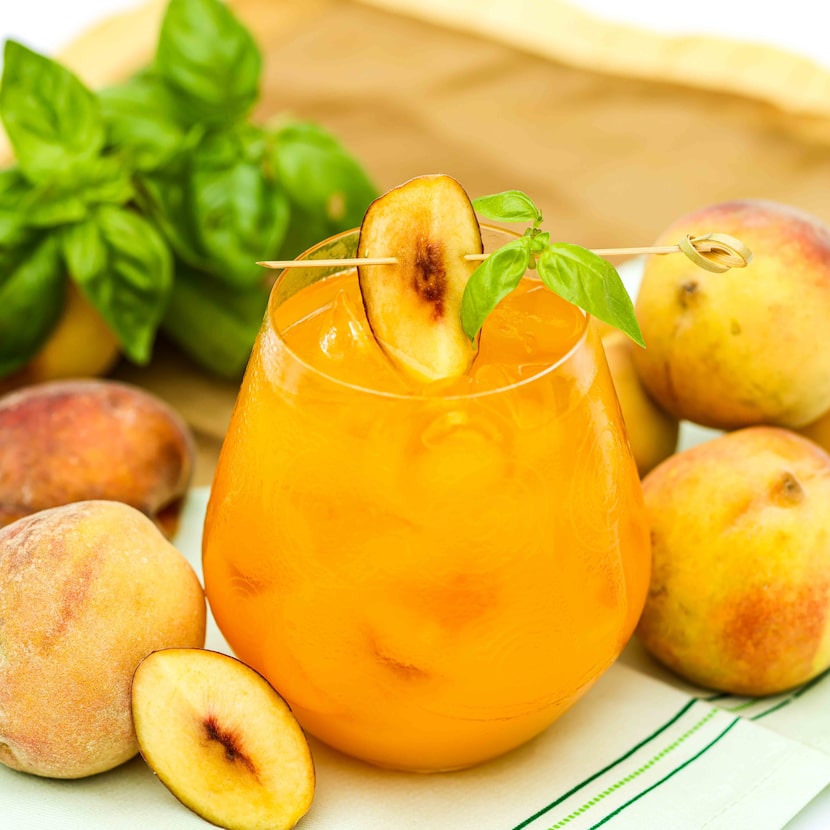 Peach Basil Agua 