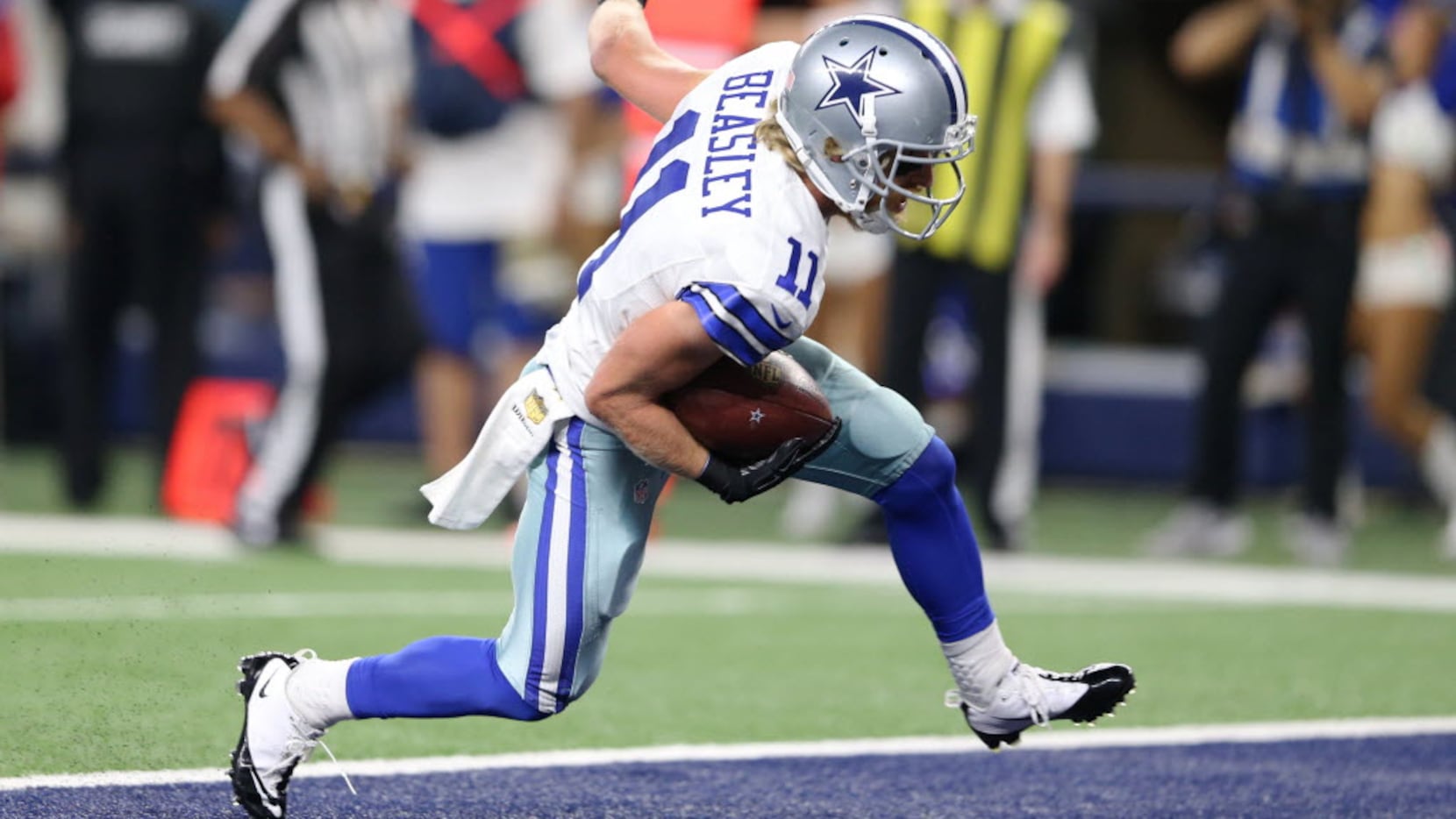 Official NFL Shop confuses Cole Beasley with NBA player