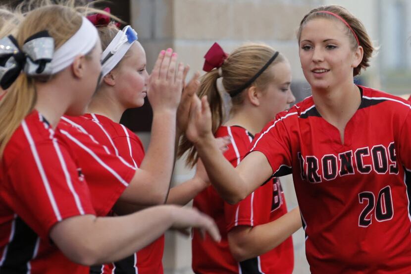 Mansfield Legacy catcher Reagan Wright is pictured during the Mansfield Legacy Broncos vs....