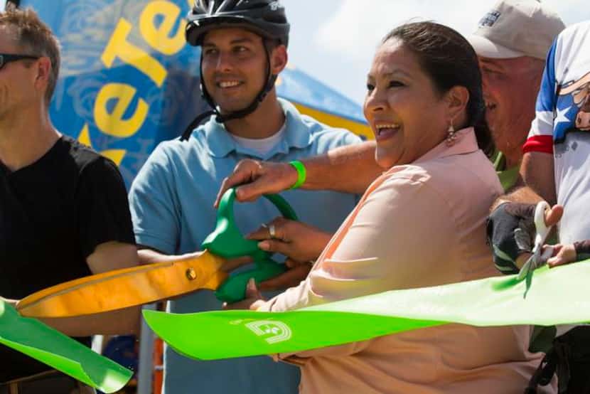 
Council member Monica Alonzo, who represents West Dallas, cut the ribbon at the newly...