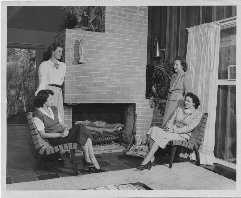 A 1950 'Dallas Morning News' file photo shows members of the Architects' Wives Club meeting...