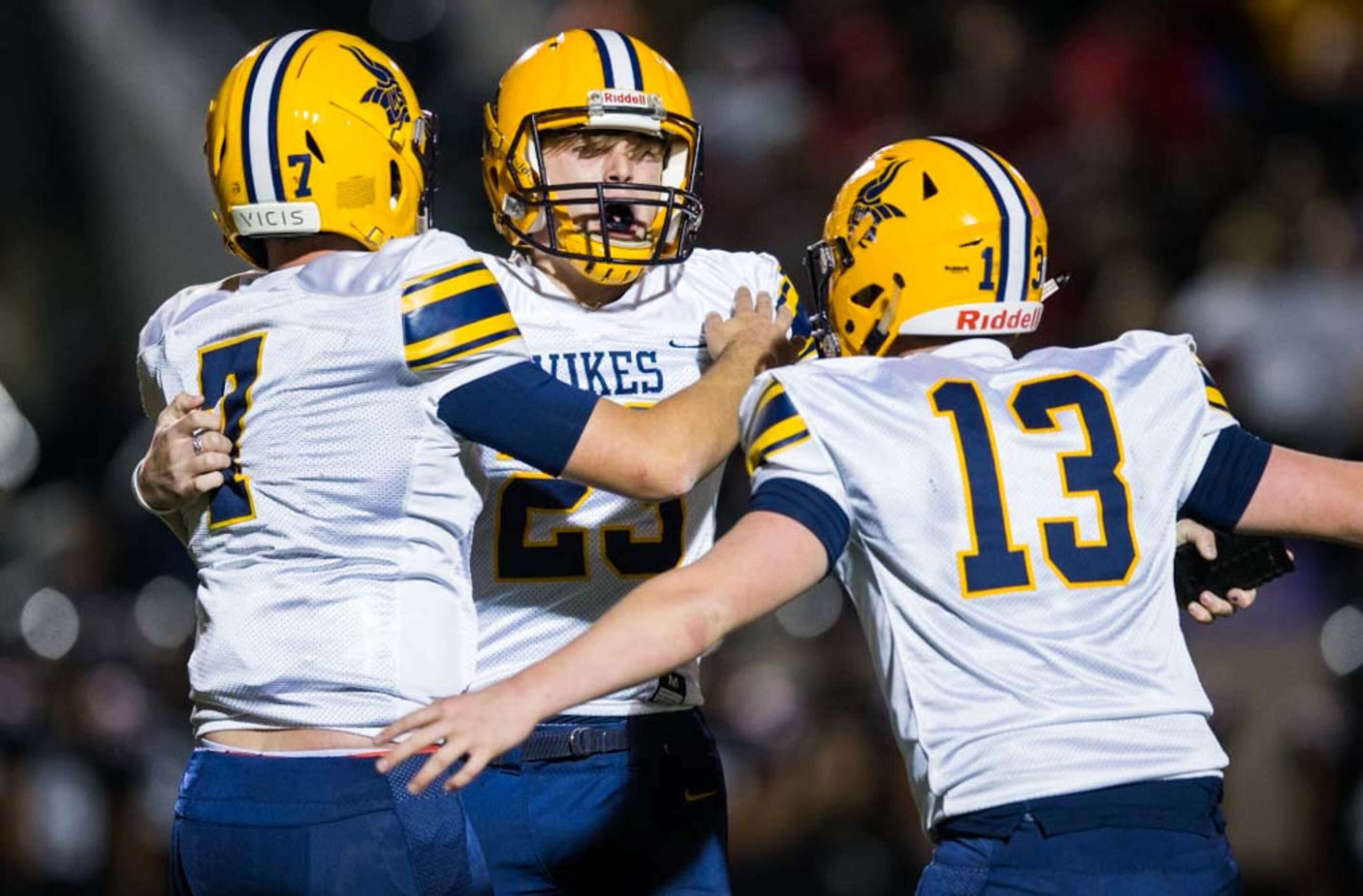 Arlington Lamar kicker Blake Ford (23) celebrates after making the winning kick with...