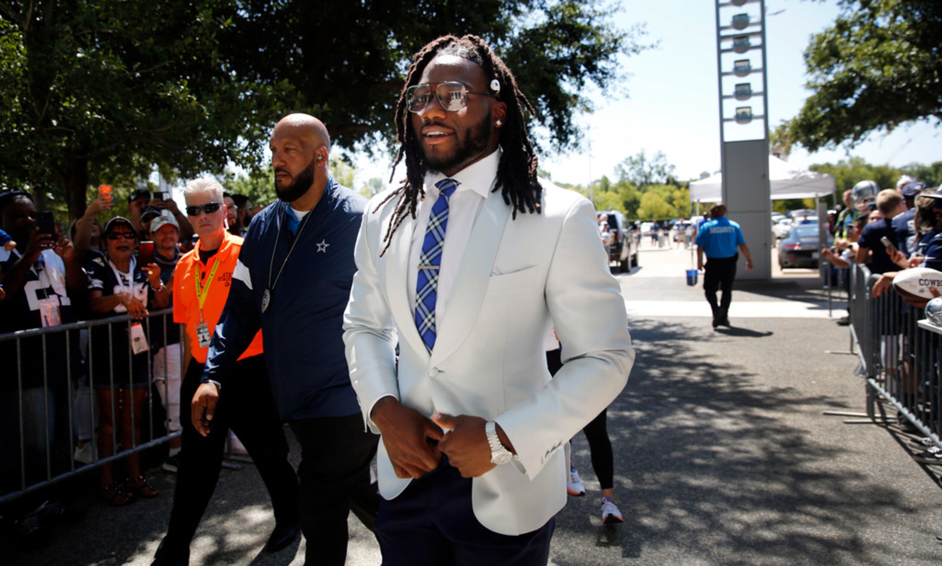 Dallas Cowboys middle linebacker Jaylon Smith  arrives at AT&T Stadium in Arlington, Texas...