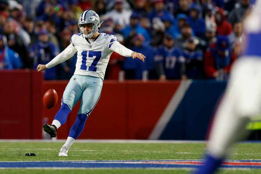 Dallas Cowboys place kicker Brandon Aubrey (17) kicks off to start the first half of an NFL...