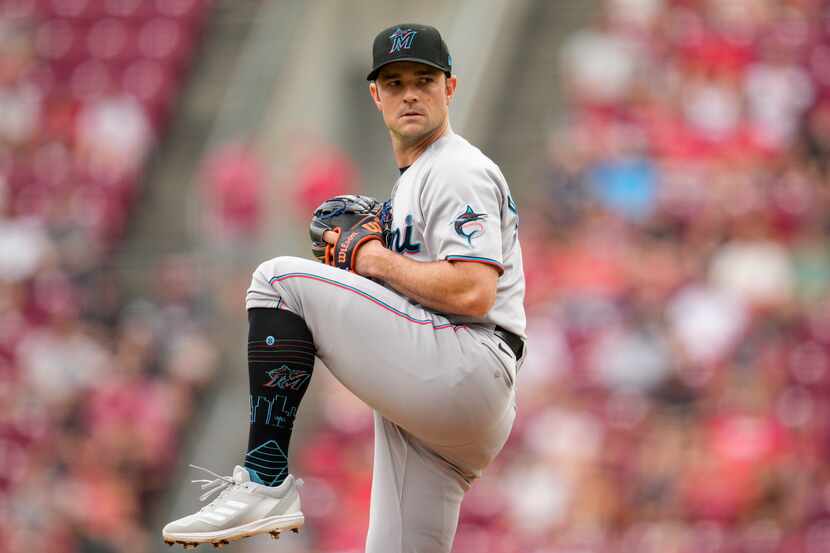 FILE - Miami Marlins relief pitcher David Robertson winds up during the team's baseball game...