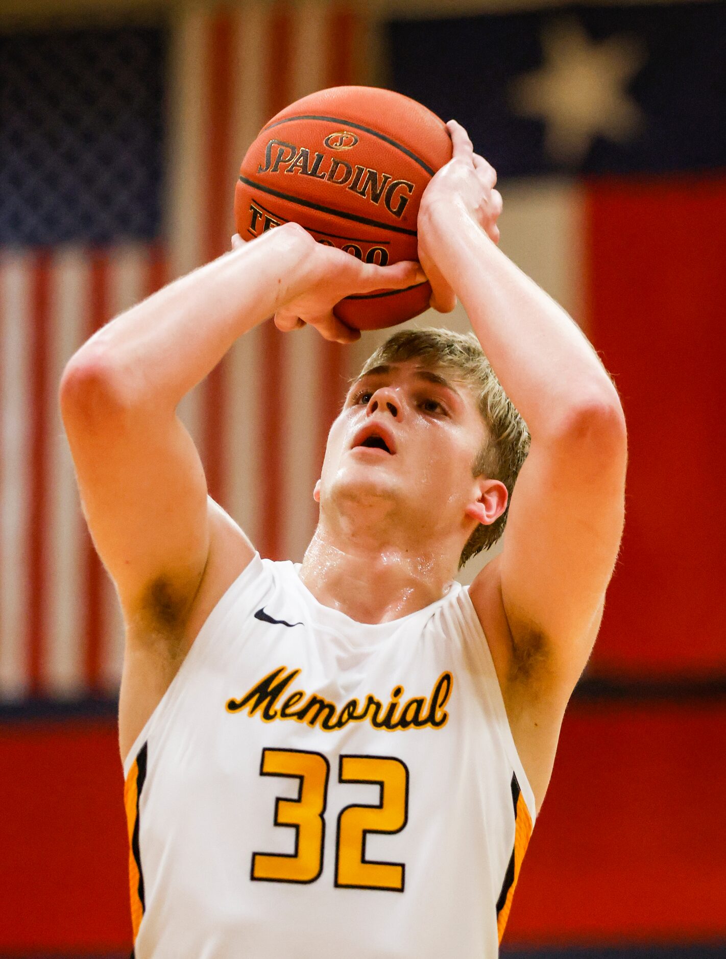 Memorial High School Mason Wujek (32) shoots a free-throw in the first quarter at McKinney...