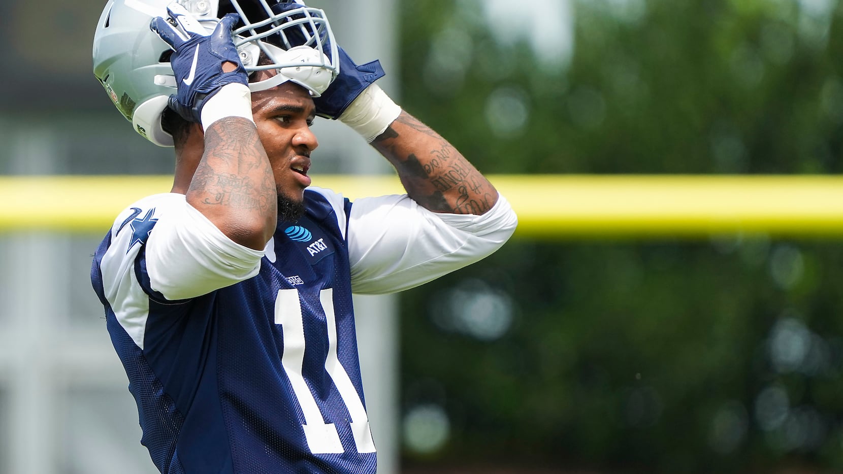 Micah Parsons' 'different' journey from Harrisburg, Pa. to Cowboys inspires  hope in his hometown