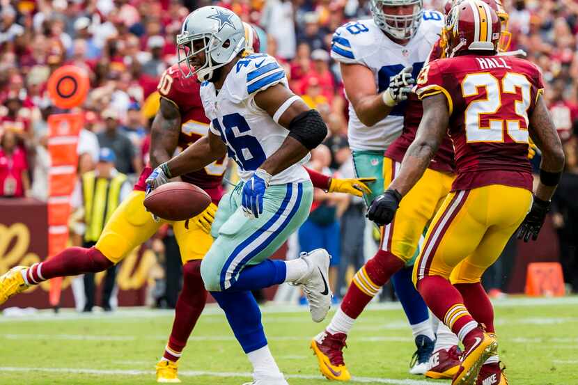 Dallas Cowboys running back Alfred Morris (46) scores on a 4-yard run for the game-winning...