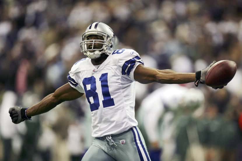 FILE - In this Nov. 22, 2007, file photo, Dallas Cowboys wide receiver Terrell Owens...