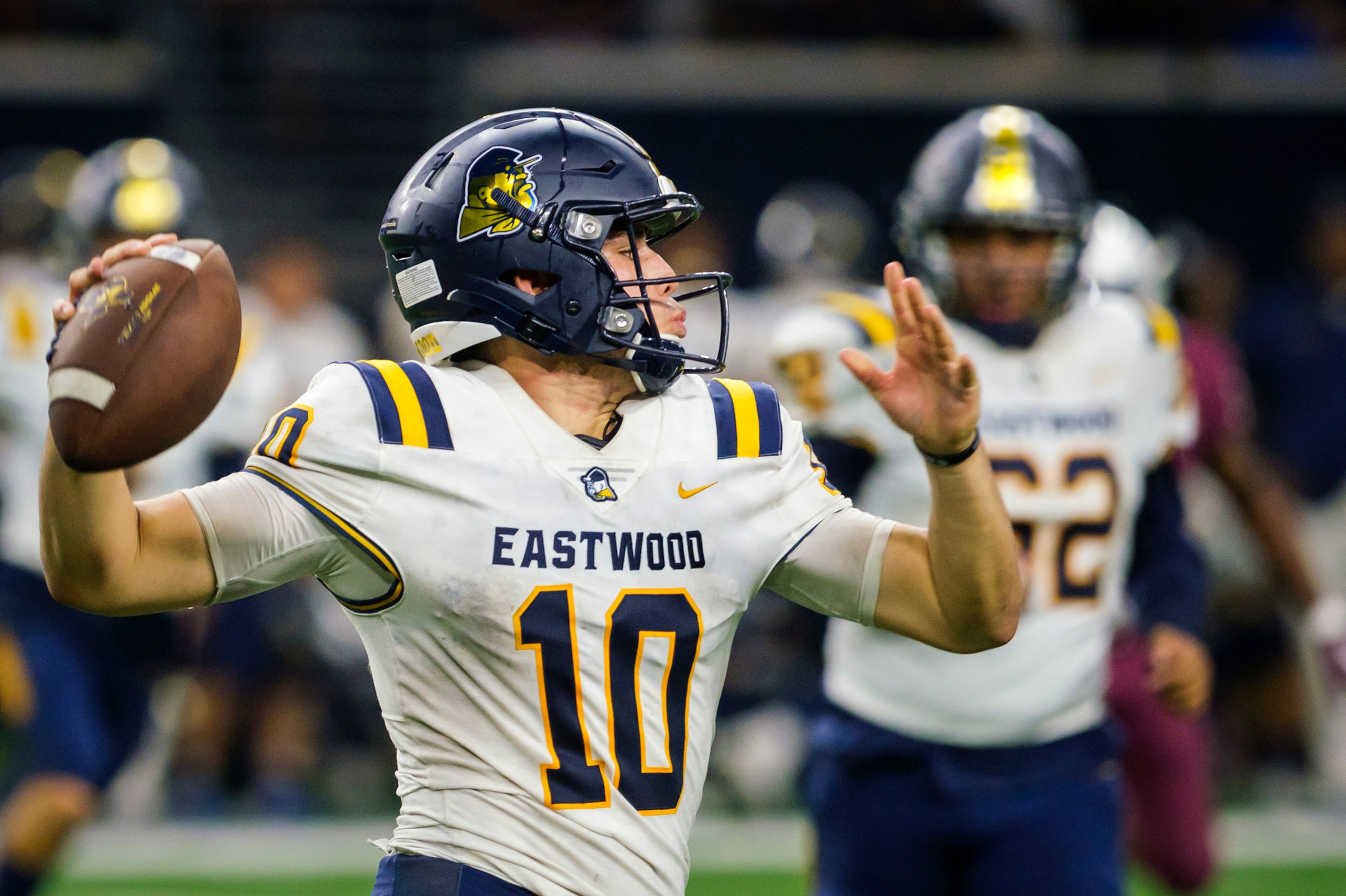 El Paso Eastwood quarterback Christian Castaneda (10) throws a pass during the second half...