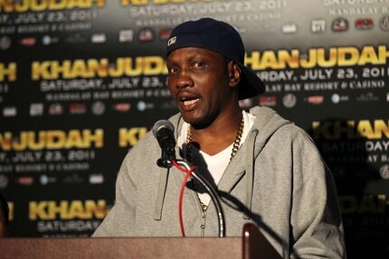 Pernell Whitaker en una foto de archivo de 2011.