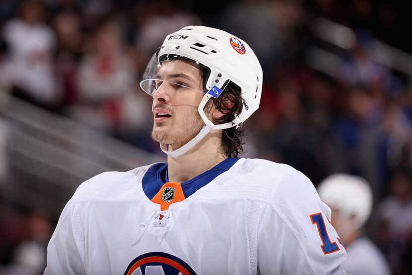 GLENDALE, AZ - JANUARY 22:  Mathew Barzal #13 of the New York Islanders during the NHL game...