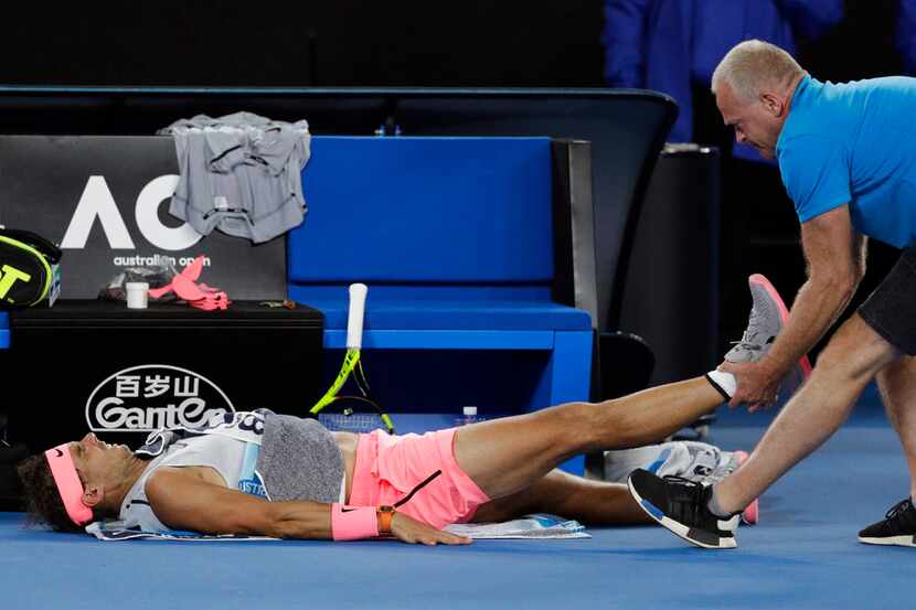 Rafael Nadal se retira del Abierto de tenis de Australia por lesión. Foto AP
