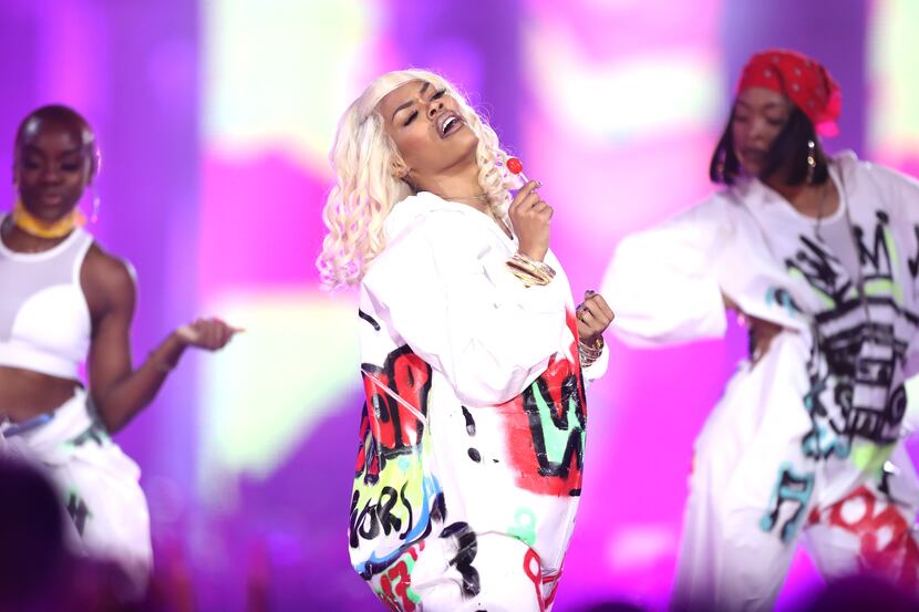 Teyana Taylor and dancers perform onstage during VH1 Hip Hop Honors: The 90s Game Changers...