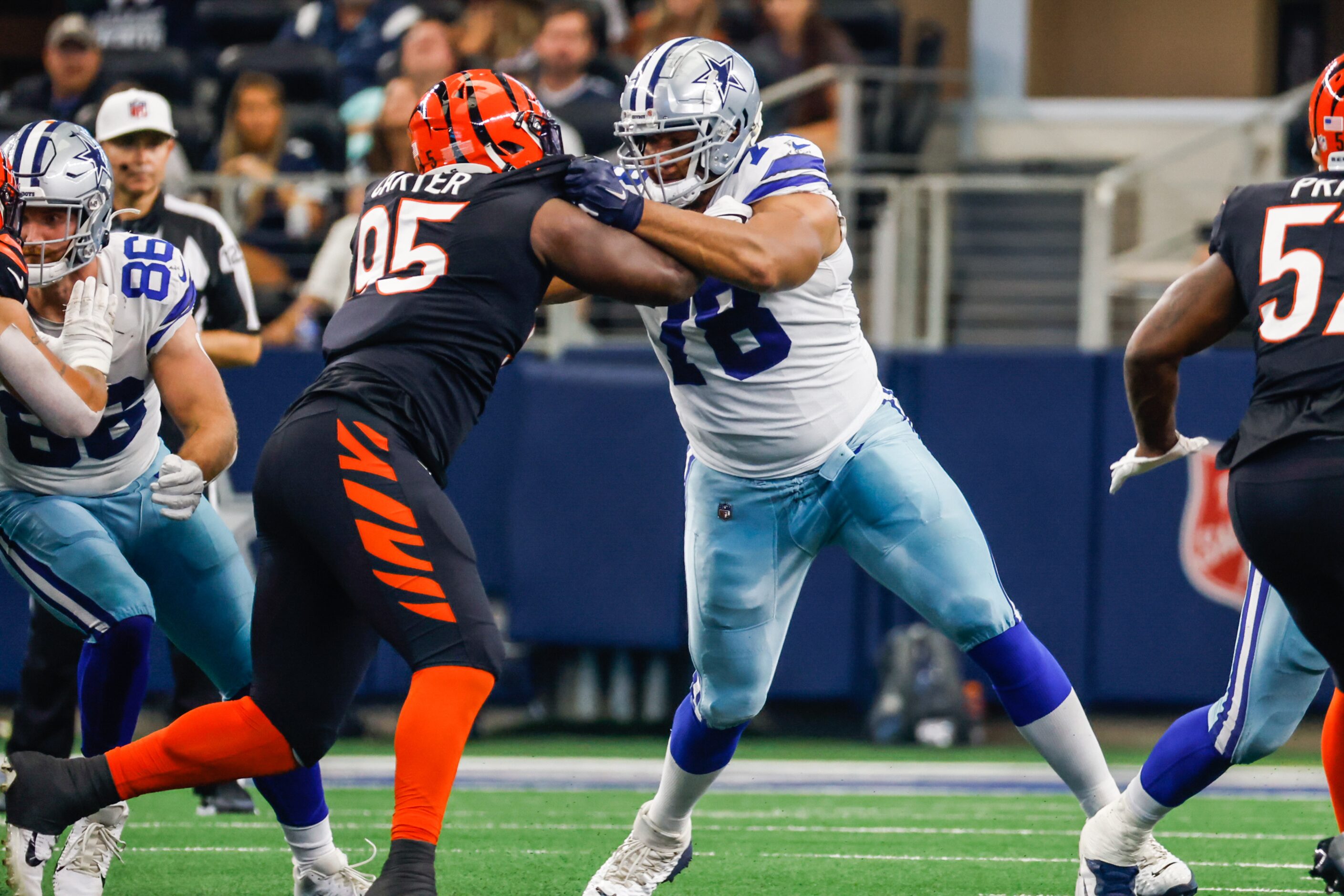 Dallas Cowboys offensive tackle Terence Steele (78) blocks Cincinnati Bengals defensive...