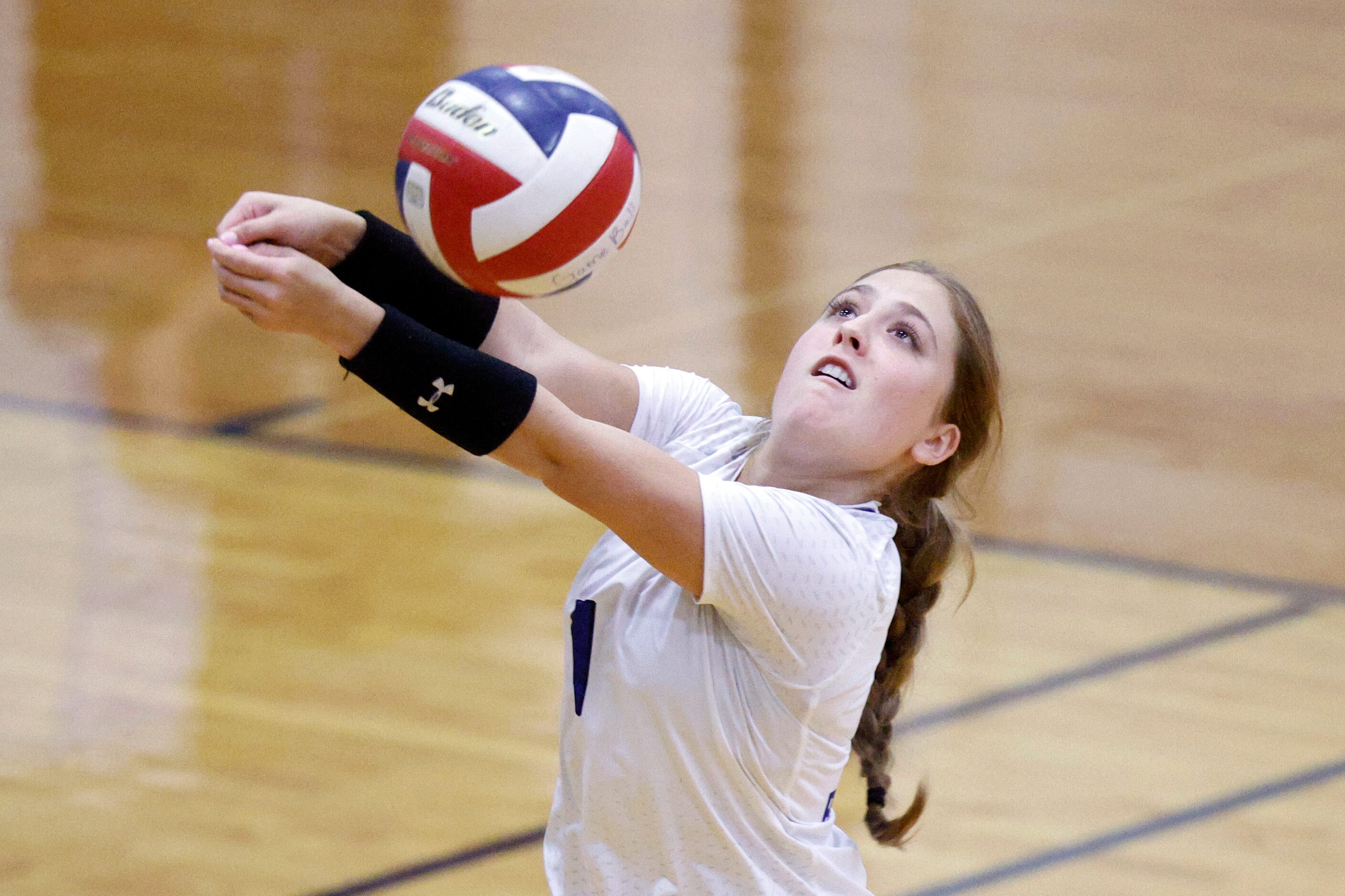 Trophy Club Byron Nelson's Averi Bourgeois (1) passes the ball during a volleyball match...