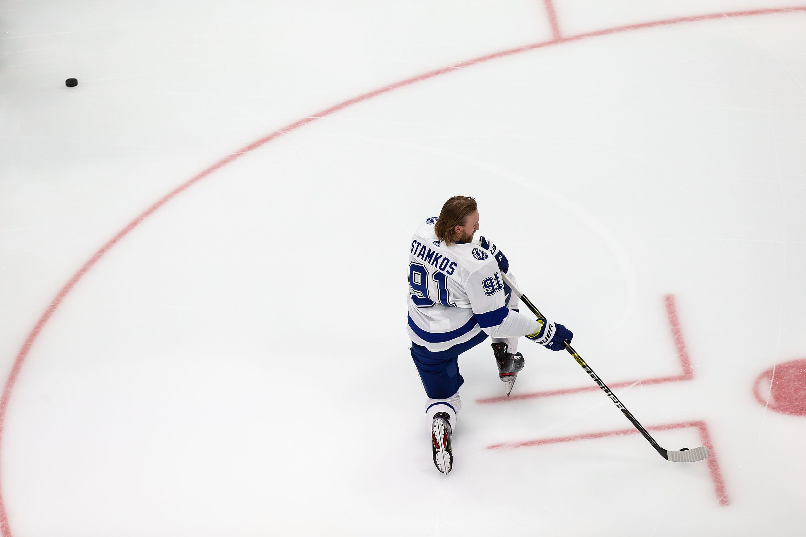 Steven Stamkos (91) of the Tampa Bay Lightning warms up during Game Three of the Stanley Cup...
