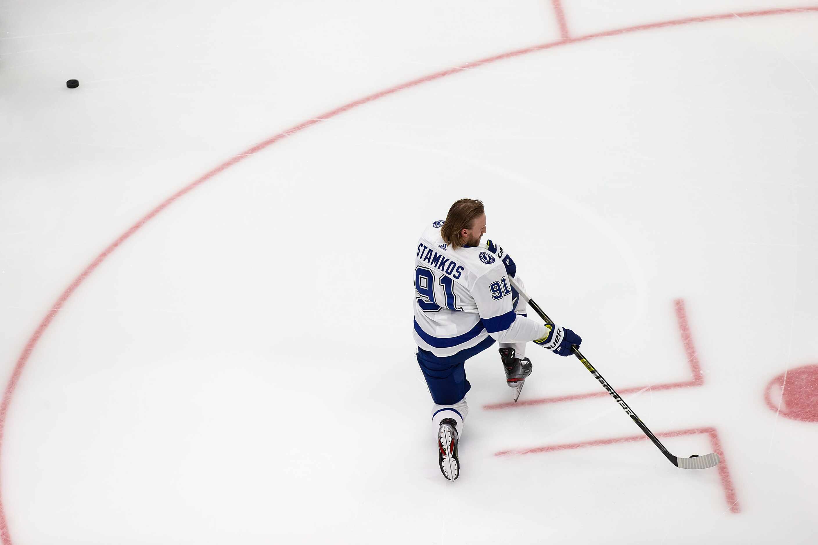 Steven Stamkos (91) of the Tampa Bay Lightning warms up during Game Three of the Stanley Cup...