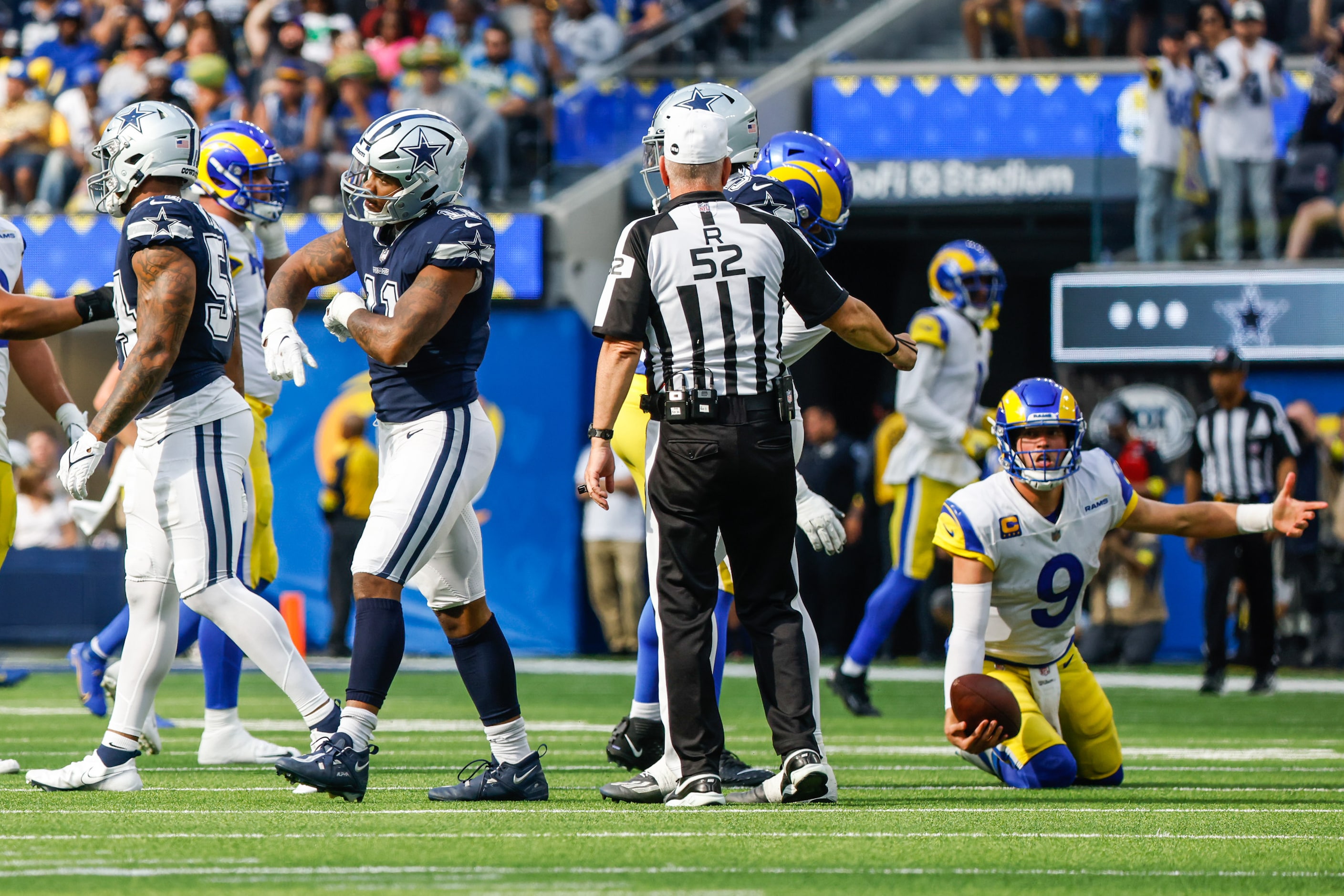 Dallas Cowboys linebacker Micah Parsons (11) celebrates a sack on Los Angeles Rams...