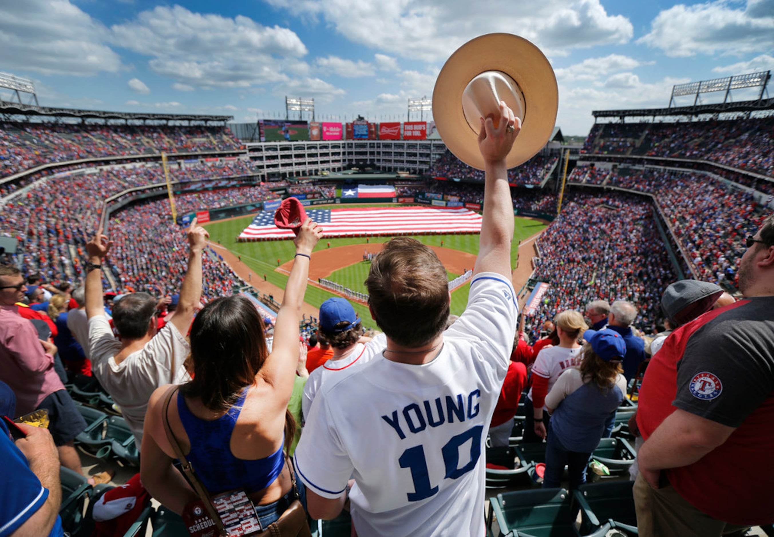 How Pudge Rodriguez blew Rangers broadcaster Eric Nadel away on Day 1