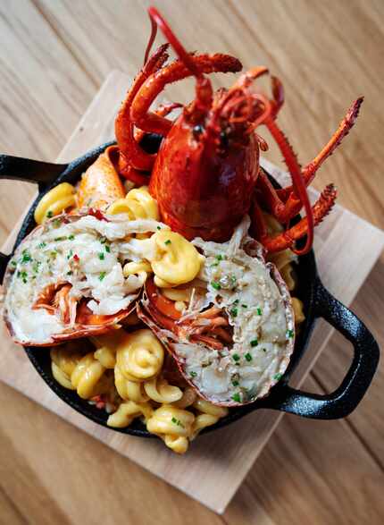 The lobster mac and cheese at Yardbird is served with flair.