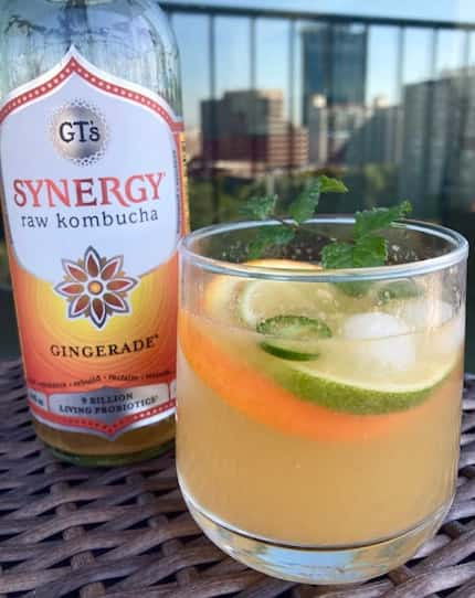 This kombucha mocktail is the perfect vacation detox.