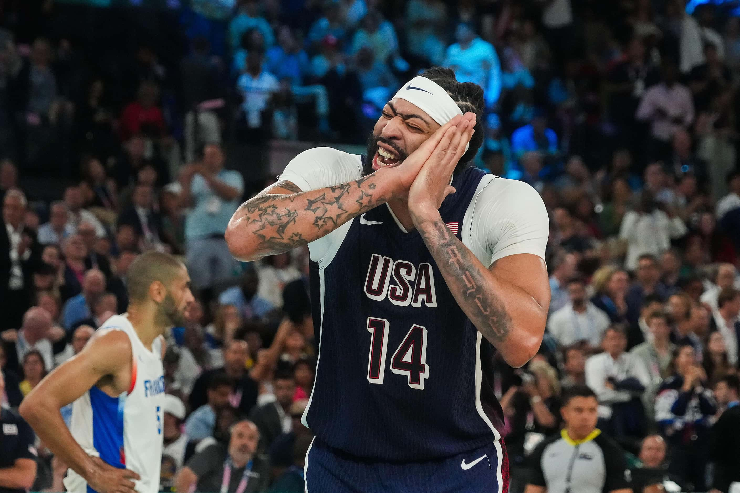 Anthony Davis (14) of the United States celebrates in the final seconds of a victory over...