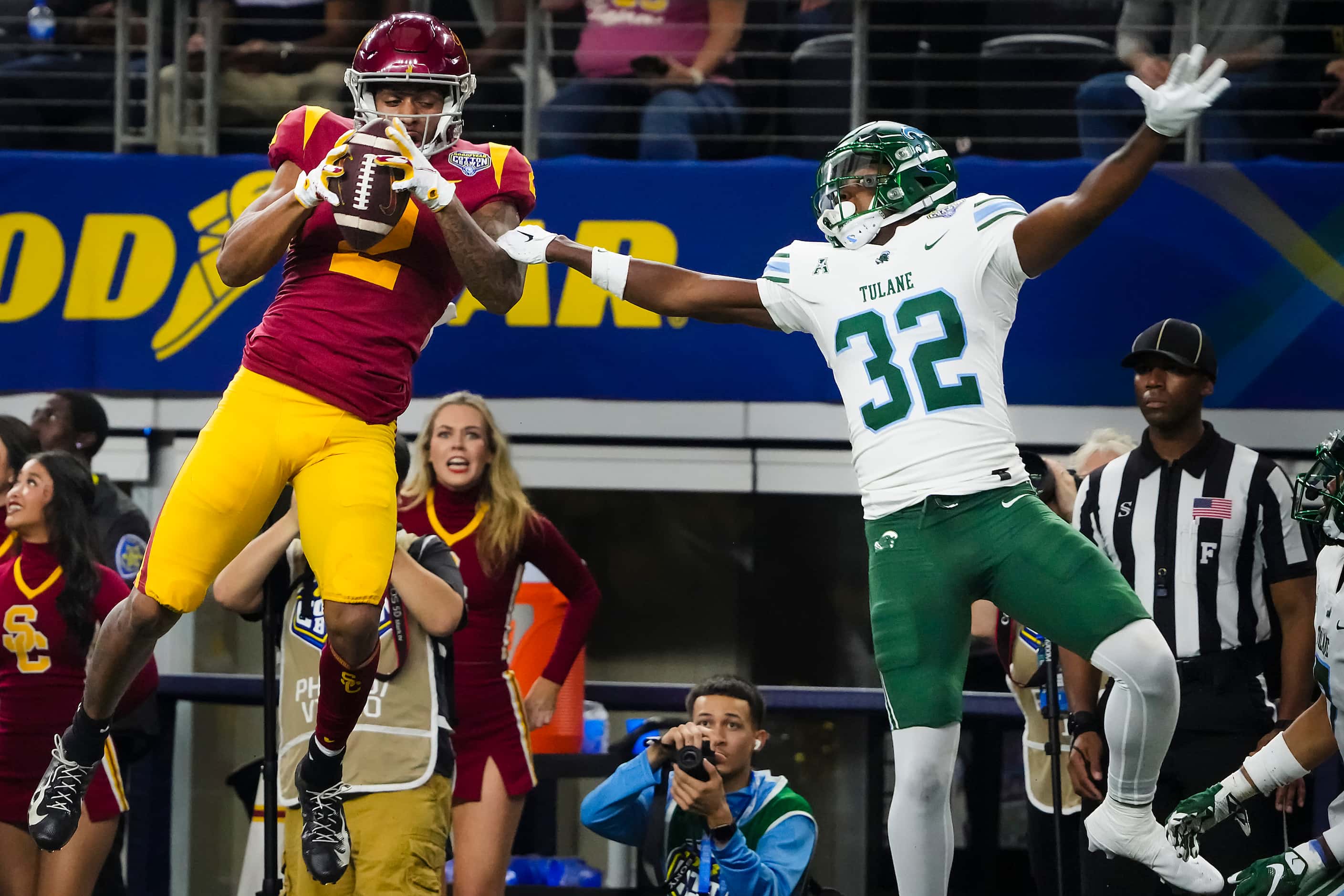 USC wide receiver Brenden Rice (2) makes a catch near the end zone as Tulane cornerback...