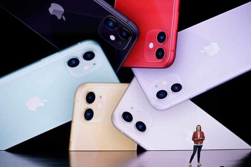 Kaiann Drance, directora de Apple, presentó nuevos teléfonos iPhone.