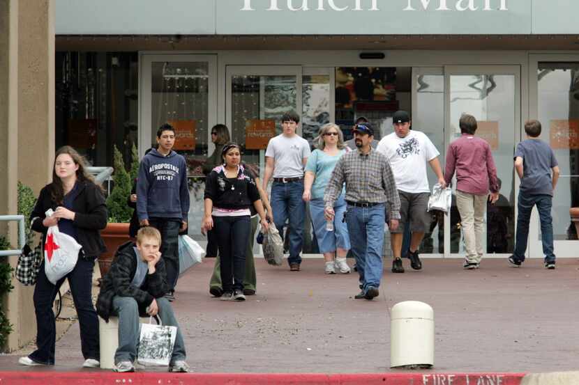 Entrada al Hulen Mall en Fort Worth.