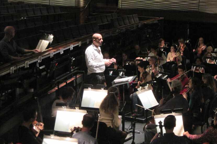  Emmanuel Villaume, rehearsing the Dallas Opera Orchestra