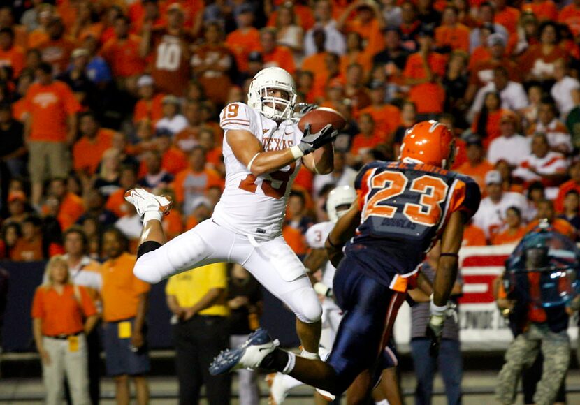 ORG XMIT: *S0424184225* Sep 6, 2008; El Paso, TX, USA; Texas Longhorns tight end Blaine Irby...