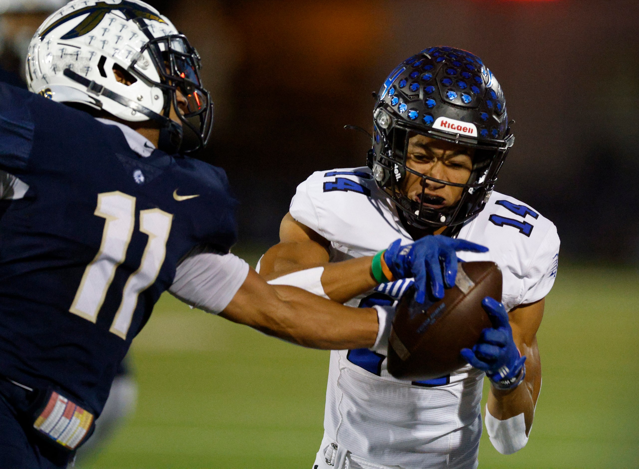 Trophy Club Byron Nelson wide receiver Landon Ransom-Goelz (14) alongside Keller defensive...