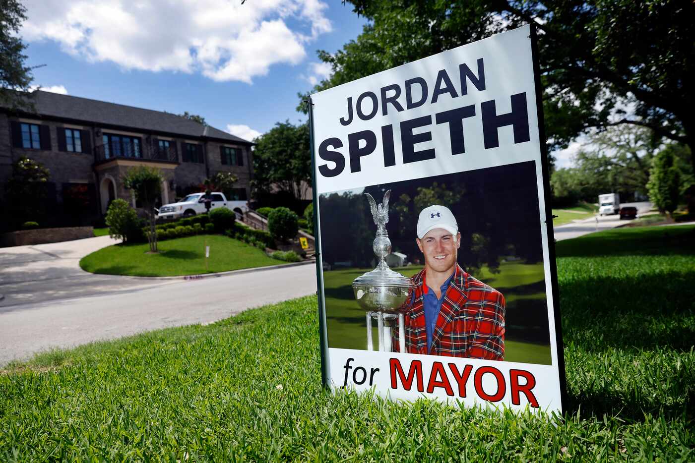 A Colonial Country Club neighbor posted a 'political' sign showing professional Dallas...