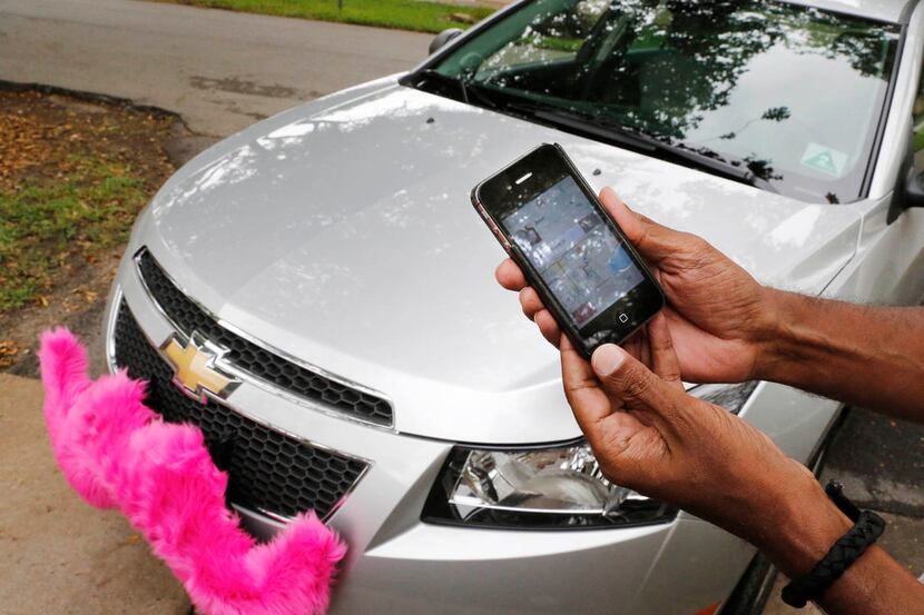 Ride-share company Lyft offers free rides and discounts throughout the week of Thanksgiving...