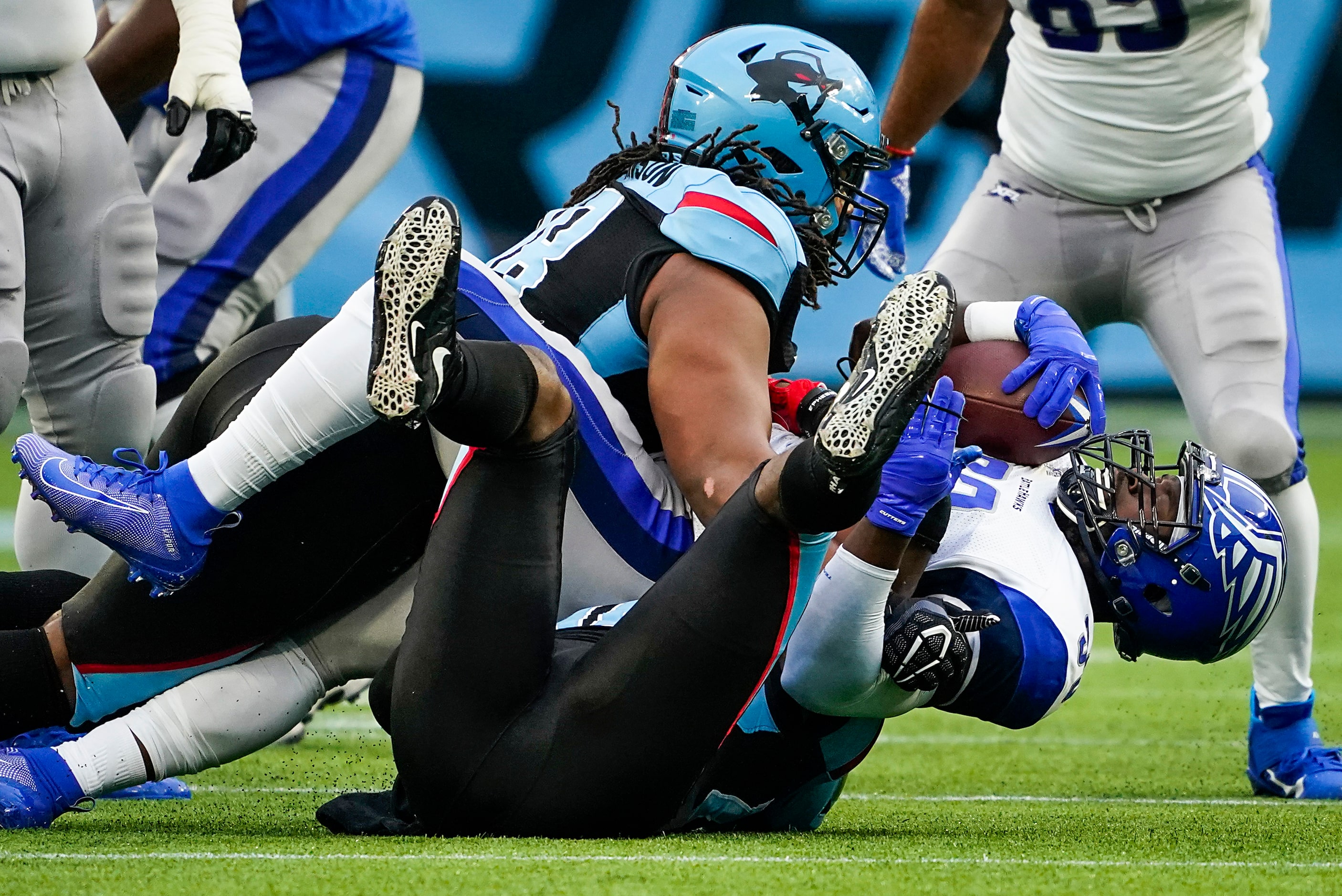 St. Louis Battlehawks running back Christine Michael (33) is brought down by Dallas...