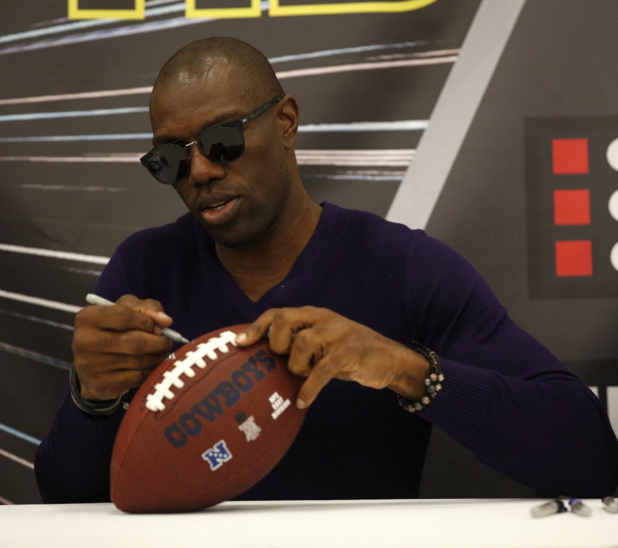 Terrell Owens pitches case for NFL comeback with 49ers: 'I'm a