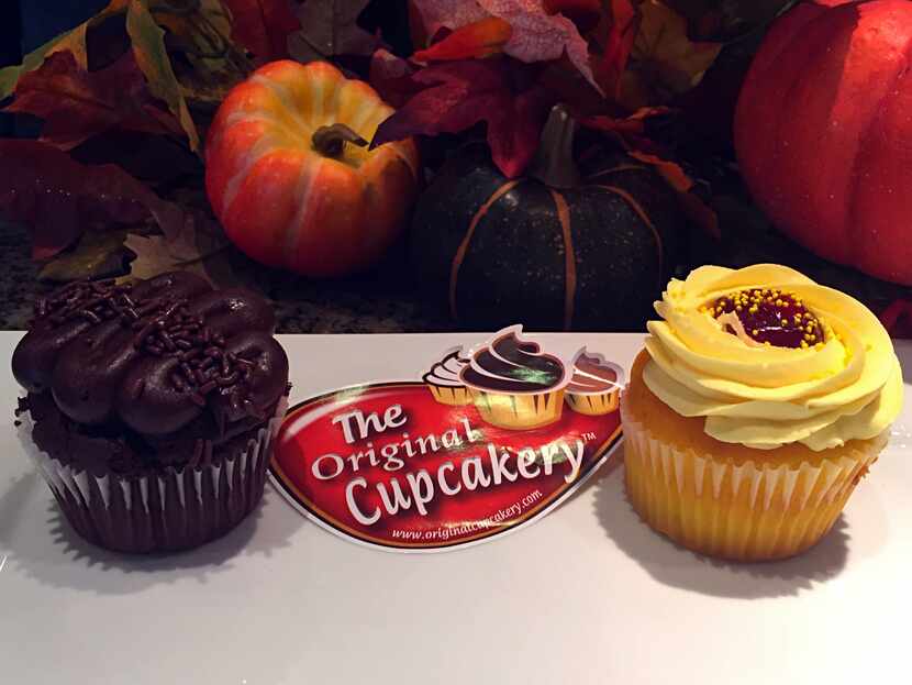 The Chocolate Passion and Dallas Opera Tosca cupcakes at The Original Cupcakery.
