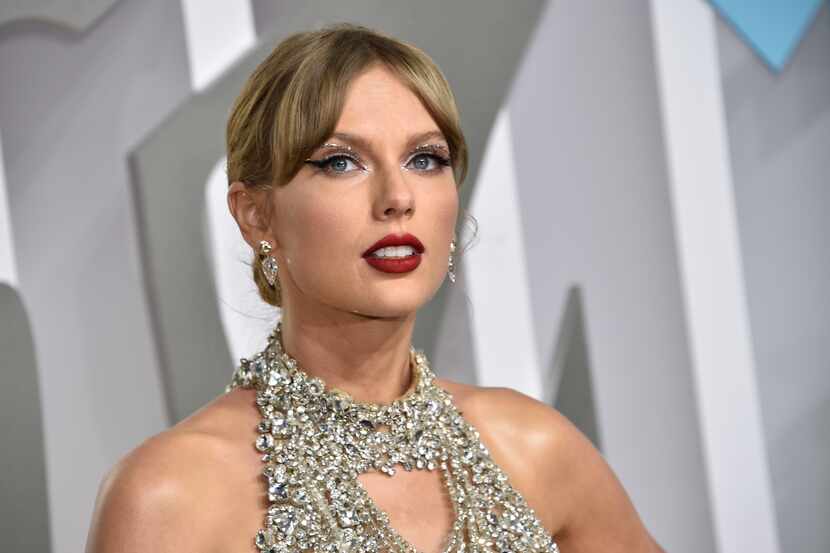 Taylor Swift al llegar a los MTV Video Music Awards el domingo 28 de agosto de 2022, en...