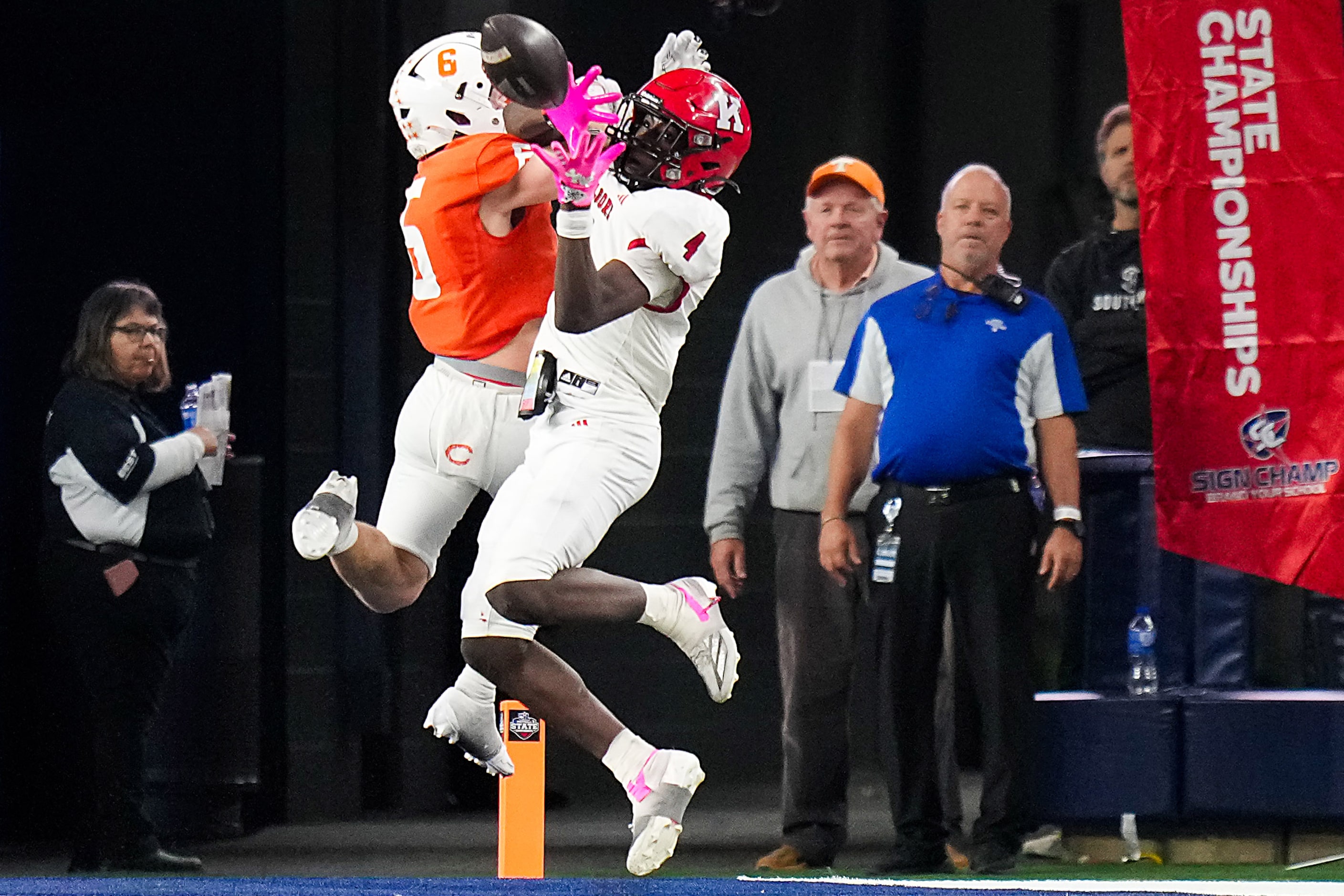 Kilgore's La'keyleon Graves (4) catches a touchdown pass as Celina's Jacob Brown (6) defends...