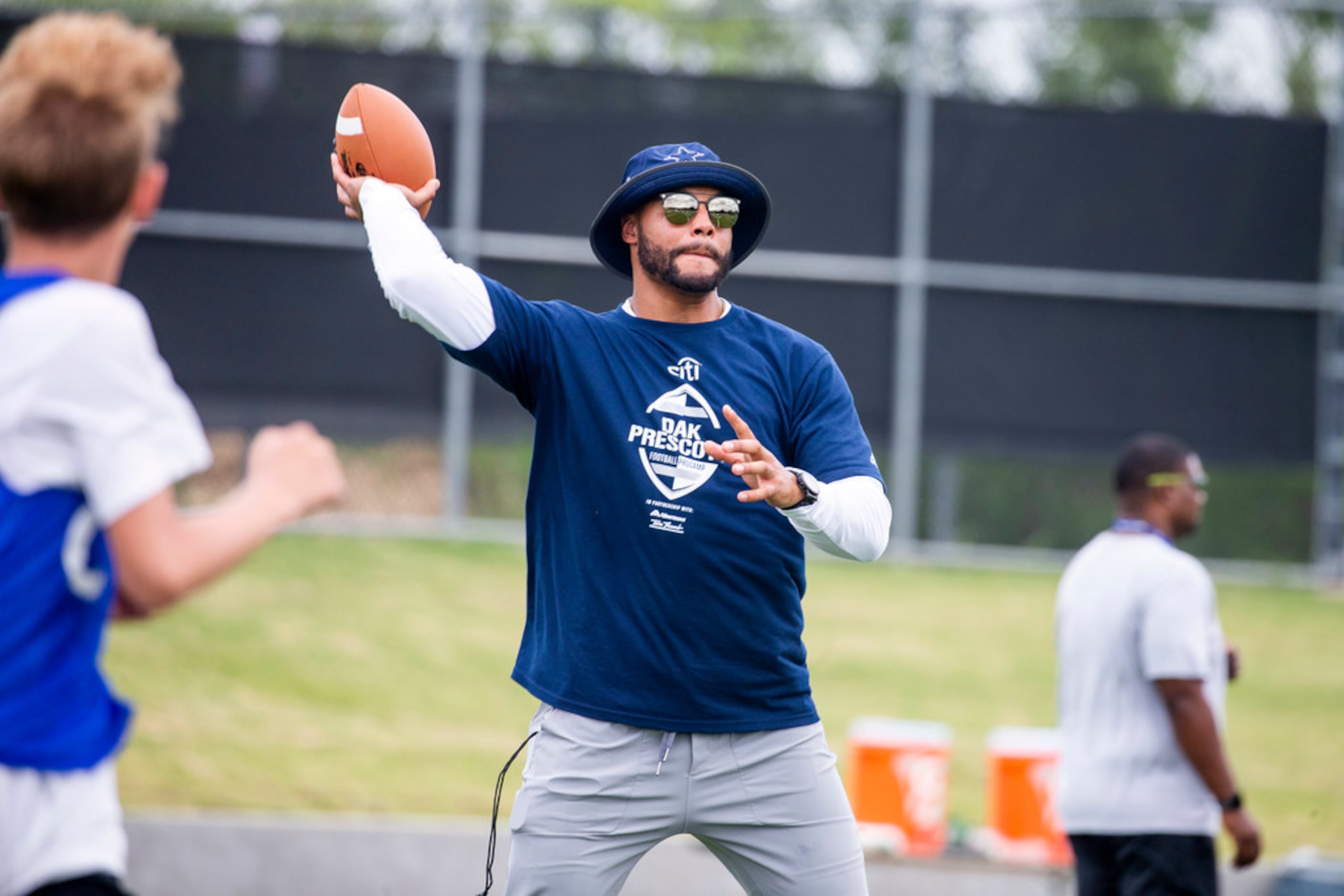 Photos: Cowboys' Dak Prescott run drills with students at his Football  ProCamp