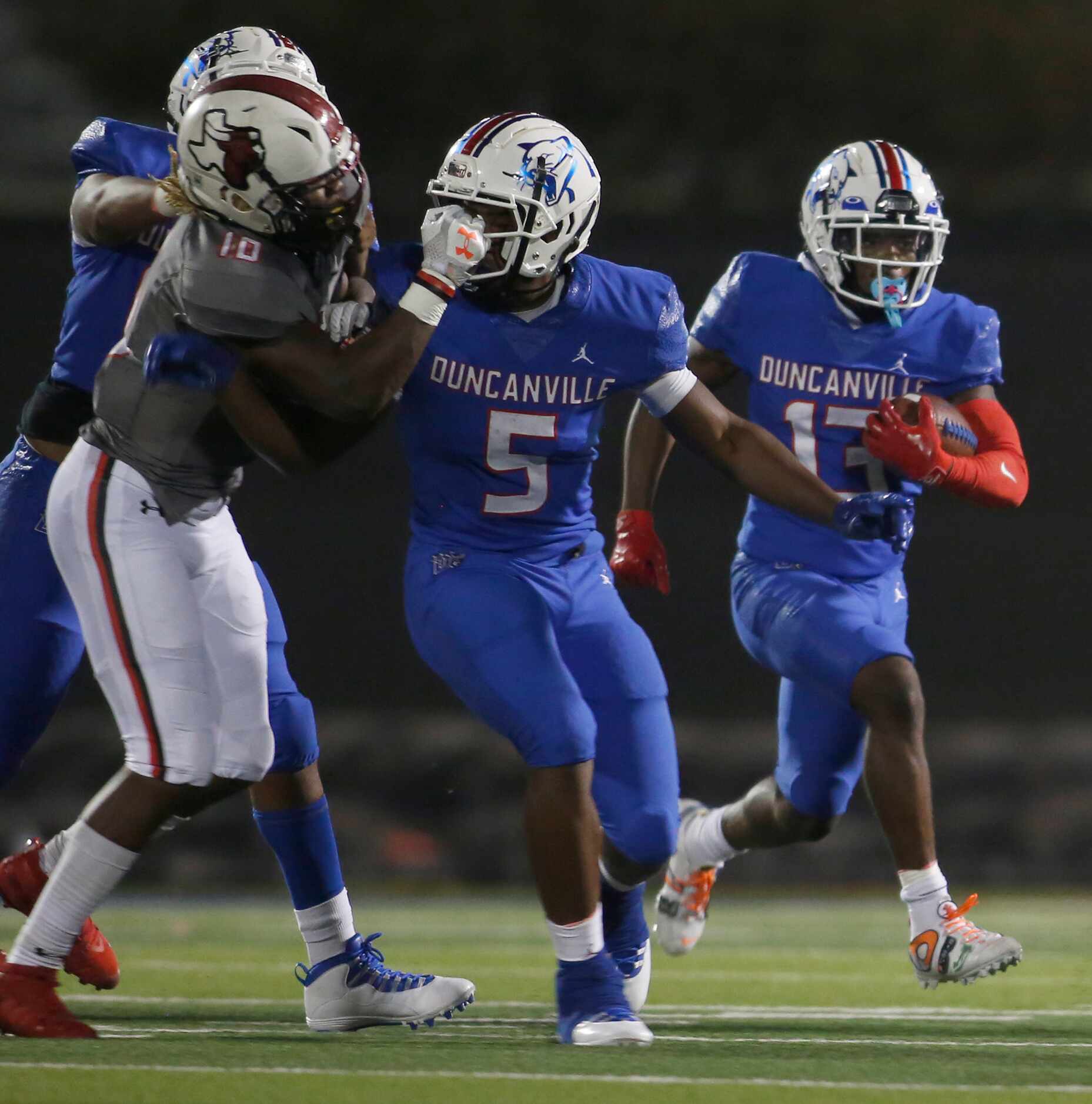 Duncanville receiver Roderick Daniels, Jr (13) sprints out of the Panthers backfield...
