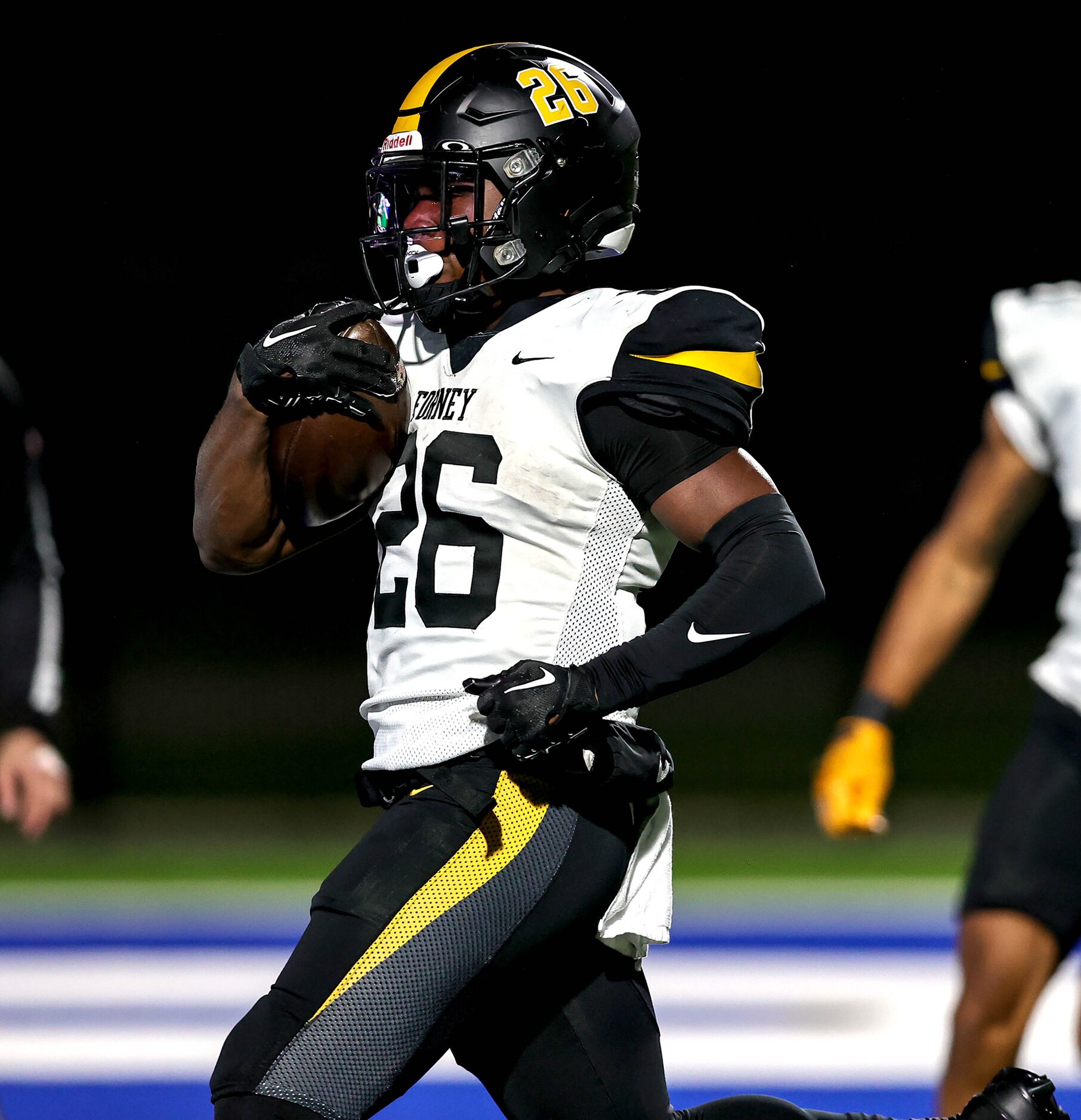 Forney running back Javian Osborne (26) get four rushing touchdowns on the night against...