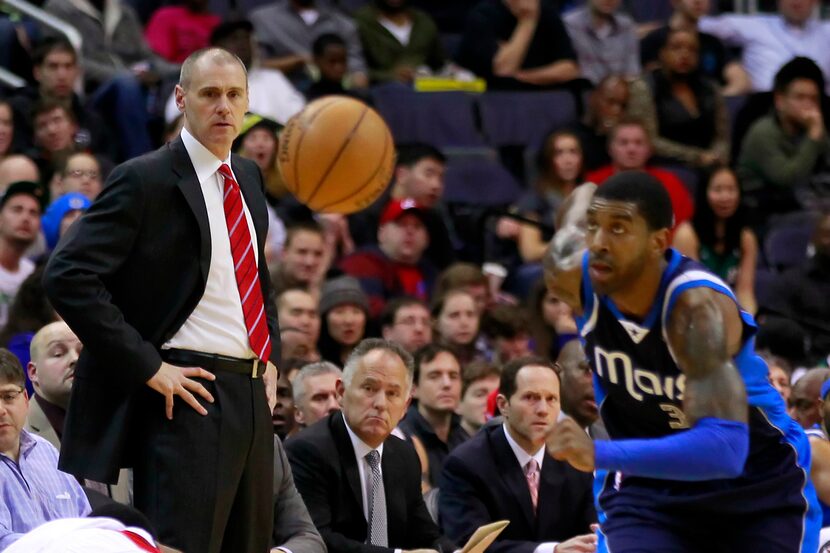 January 1, 2013; Washington, DC, USA;  Dallas Mavericks head coach Rick Carlisle (left)...