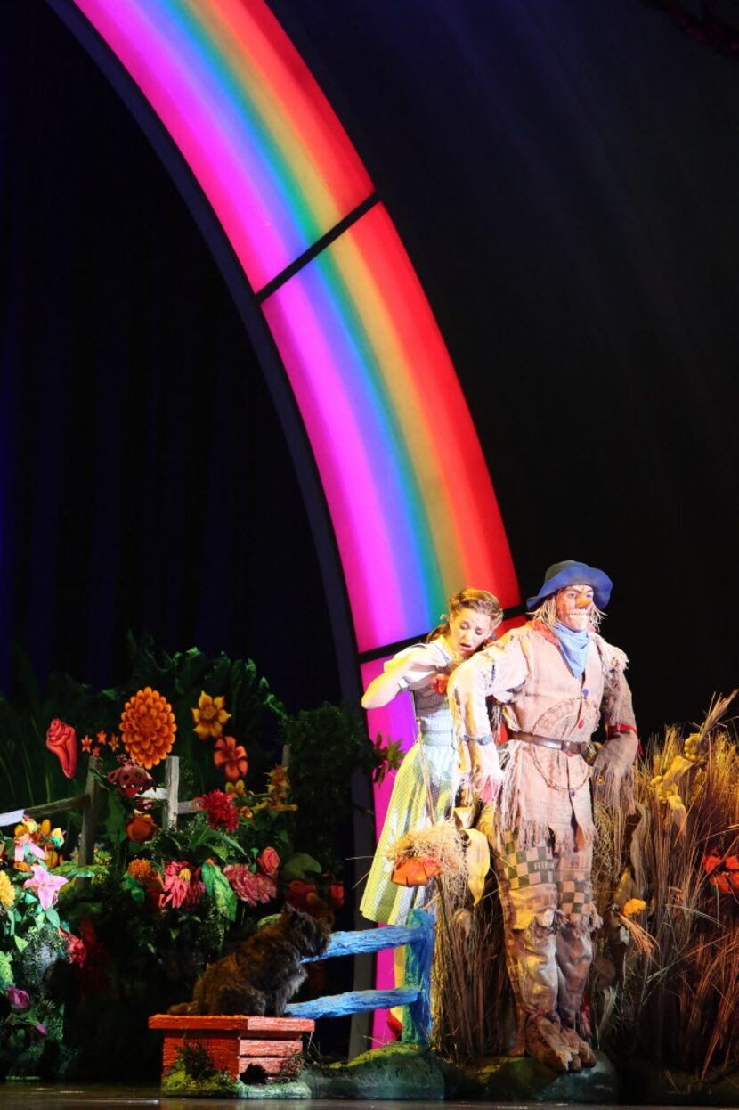 Dorothy (Danielle Wade, left) and Scarecrow (Jamie McKnight, right) perform in opening night...