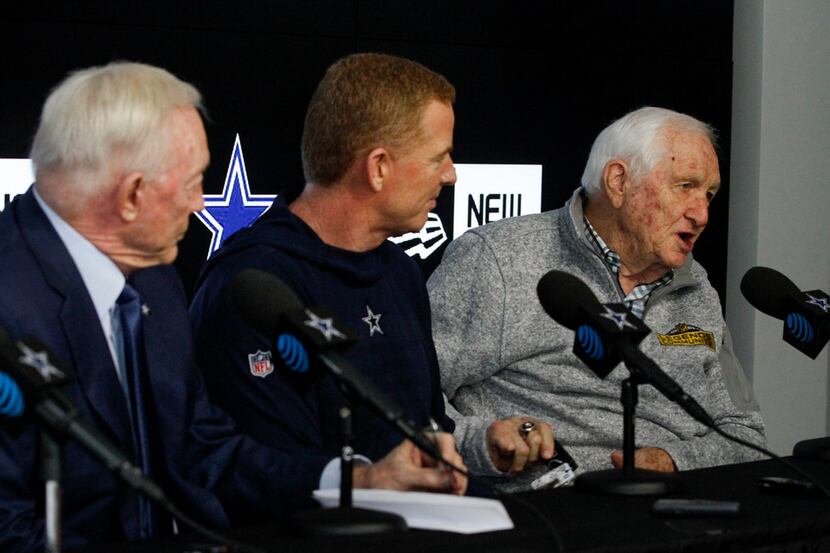 Cowboys Owner Jerry Jones and Head Coach Jason Garrett listen as Cowboys Ring of Honor...