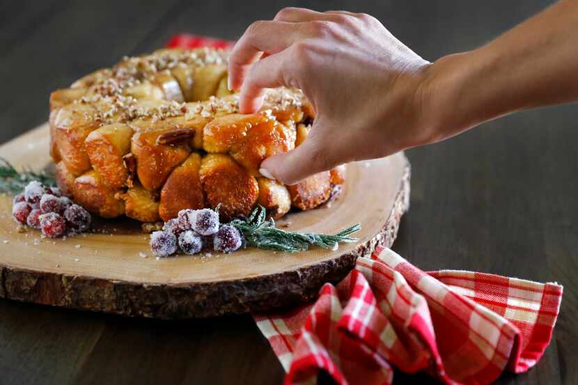 Cinnamon Pecan Monkey Bread